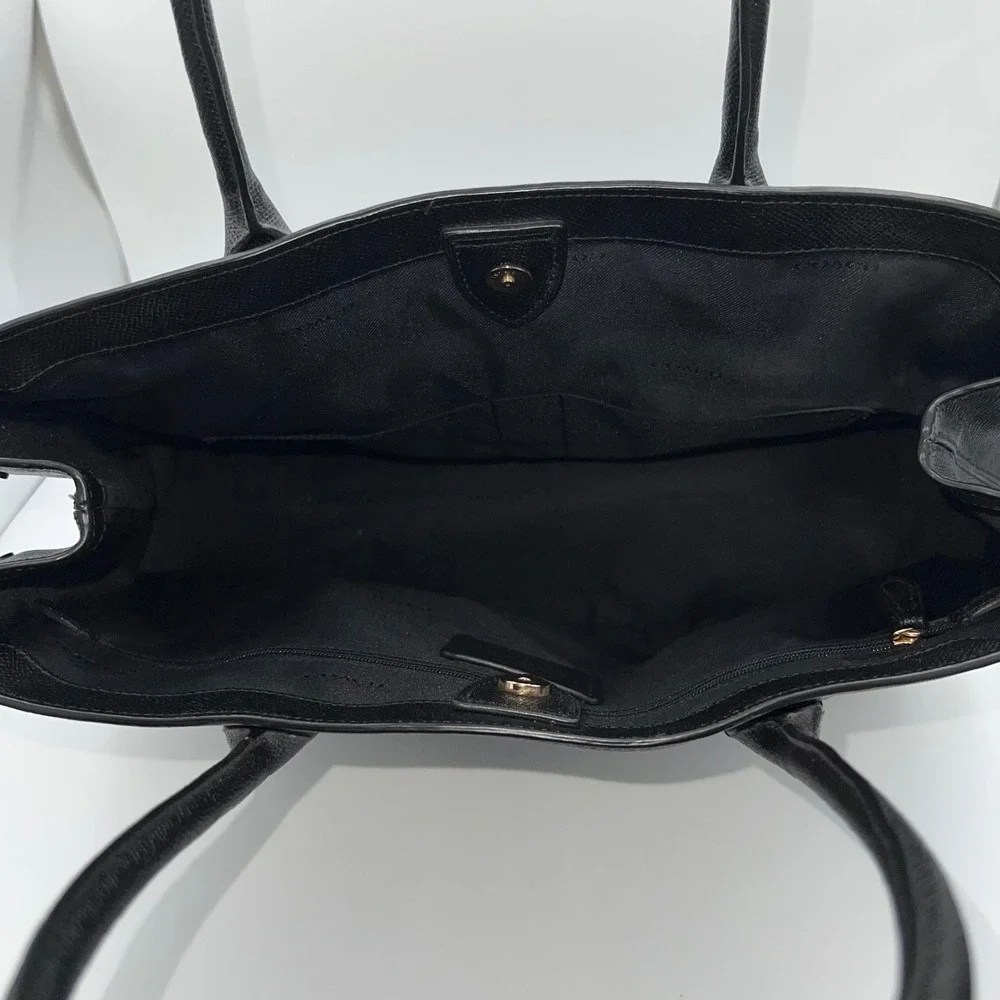 Coach Pebbled Leather Tote Bag Top Handle Black Gold Heart Charm Black Lining‎